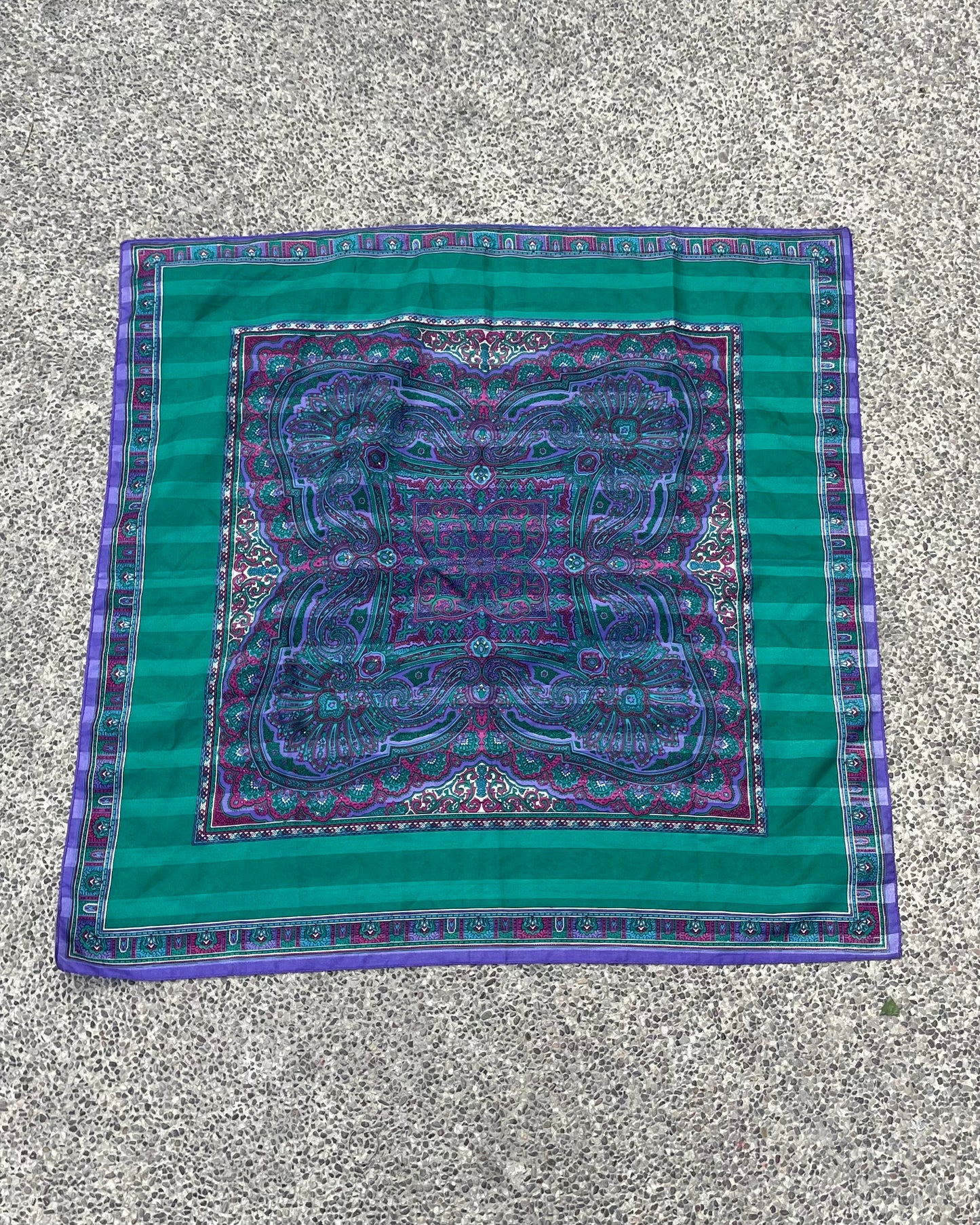 Printed scarf