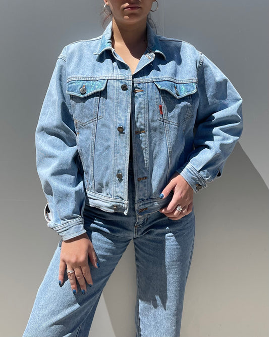 Cropped denim jacket