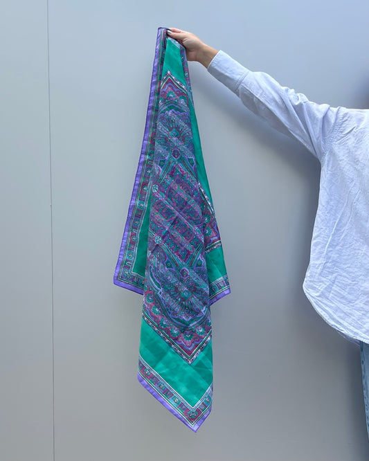 Printed scarf