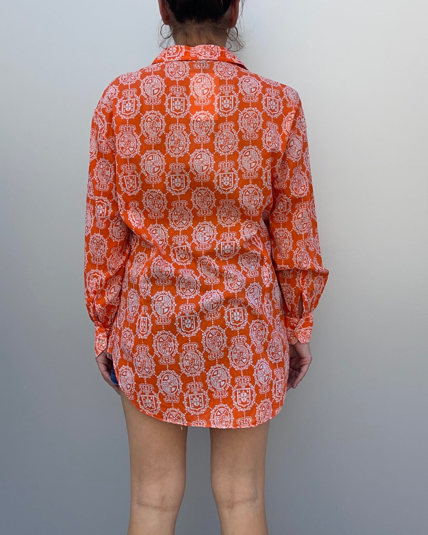 Mesh patterned l/s shirt